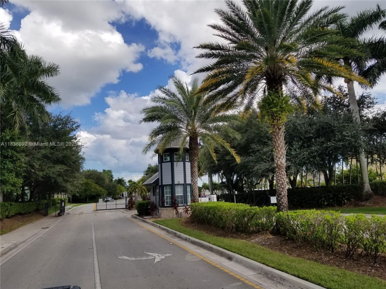 216 NE 36th Ter, Homestead, FL 33033 Photo