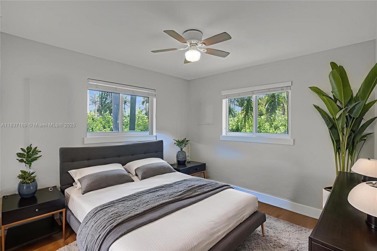 16000 N Miami Ave, Miami, FL 33169 Photo