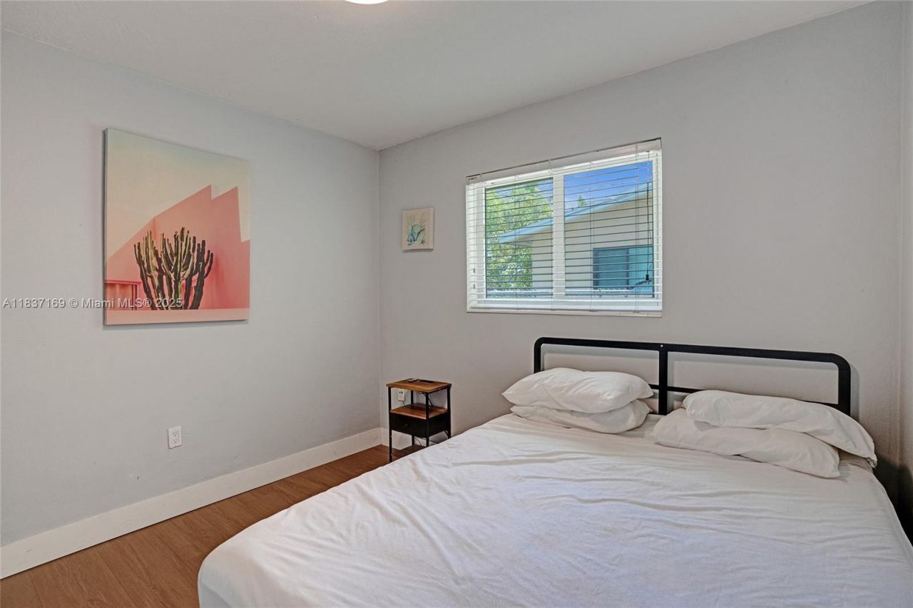 16000 N Miami Ave, Miami, FL 33169 Photo