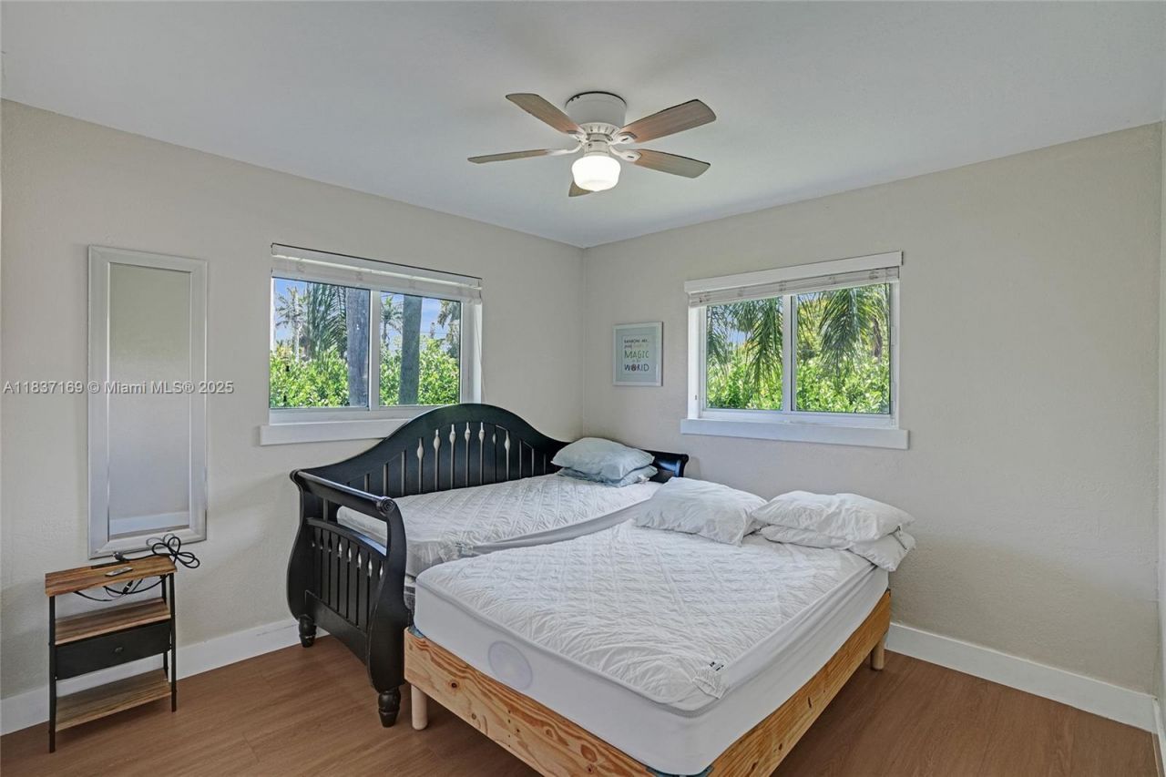 16000 N Miami Ave, Miami, FL 33169 Photo