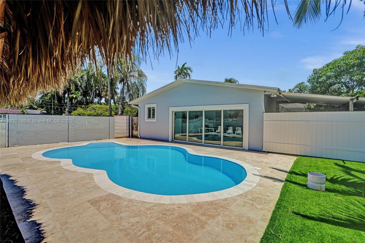 16000 N Miami Ave, Miami, FL 33169 Photo