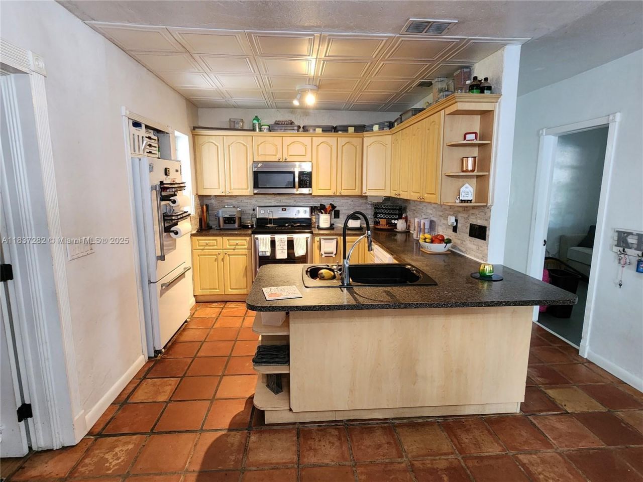 3521 E 8th Ave, Hialeah, FL 33013 Photo