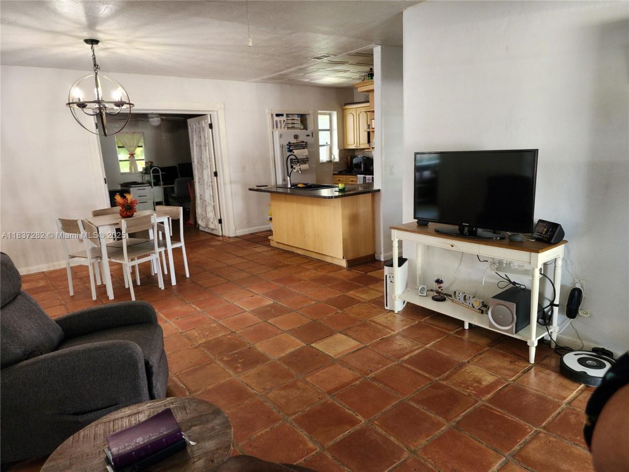 3521 E 8th Ave, Hialeah, FL 33013 Photo
