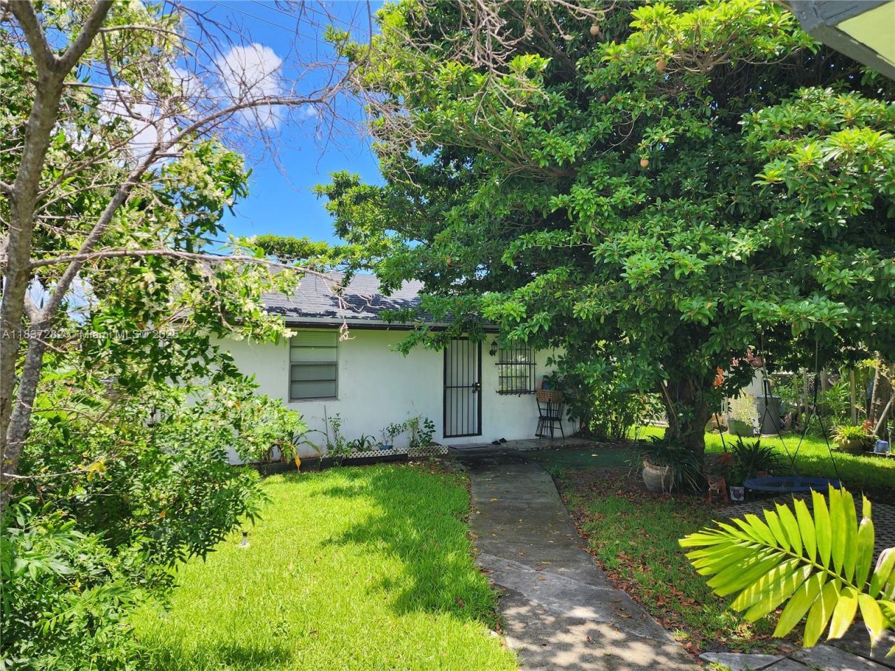 3521 E 8th Ave, Hialeah, FL 33013 Photo