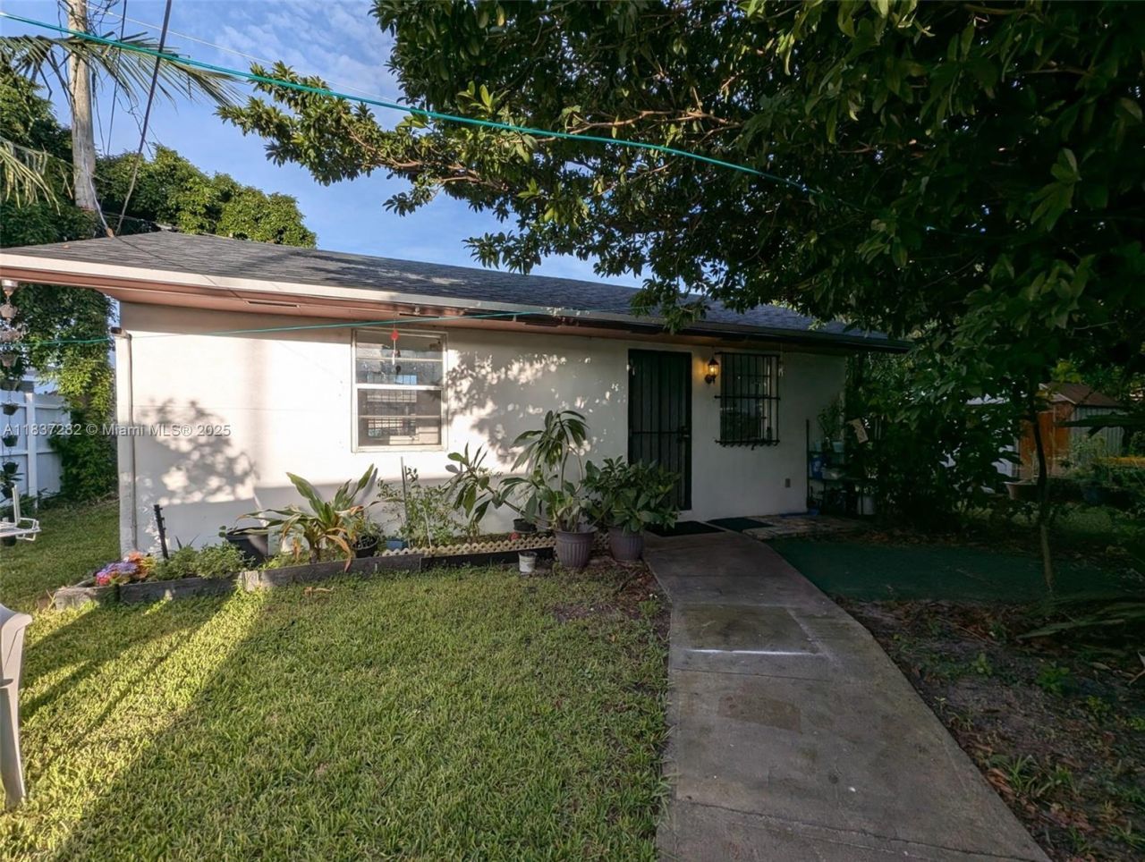 3521 E 8th Ave, Hialeah, FL 33013 Photo