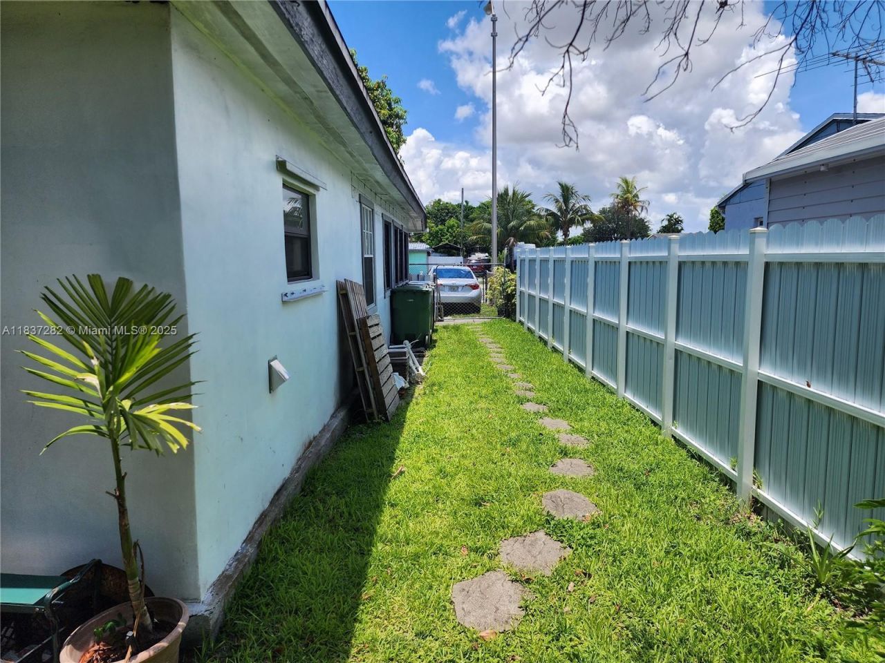3521 E 8th Ave, Hialeah, FL 33013 Photo