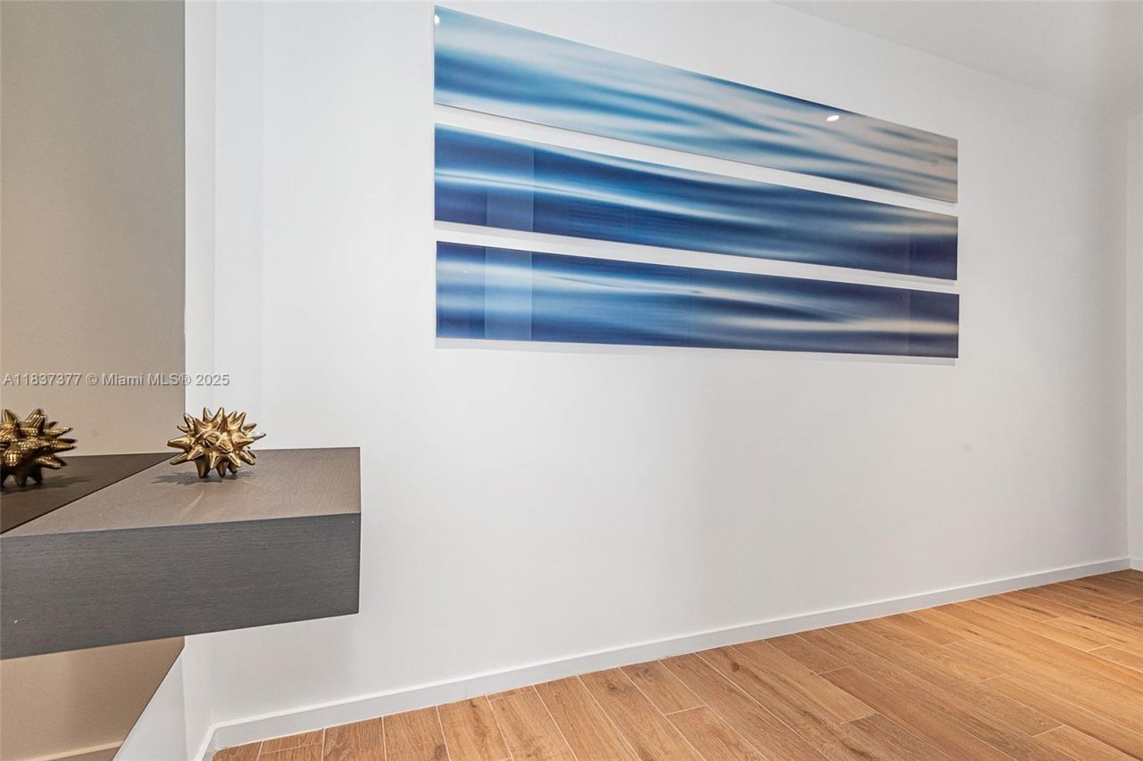 398 NE 5th St, Unit 3711, Miami, FL 33132 Photo