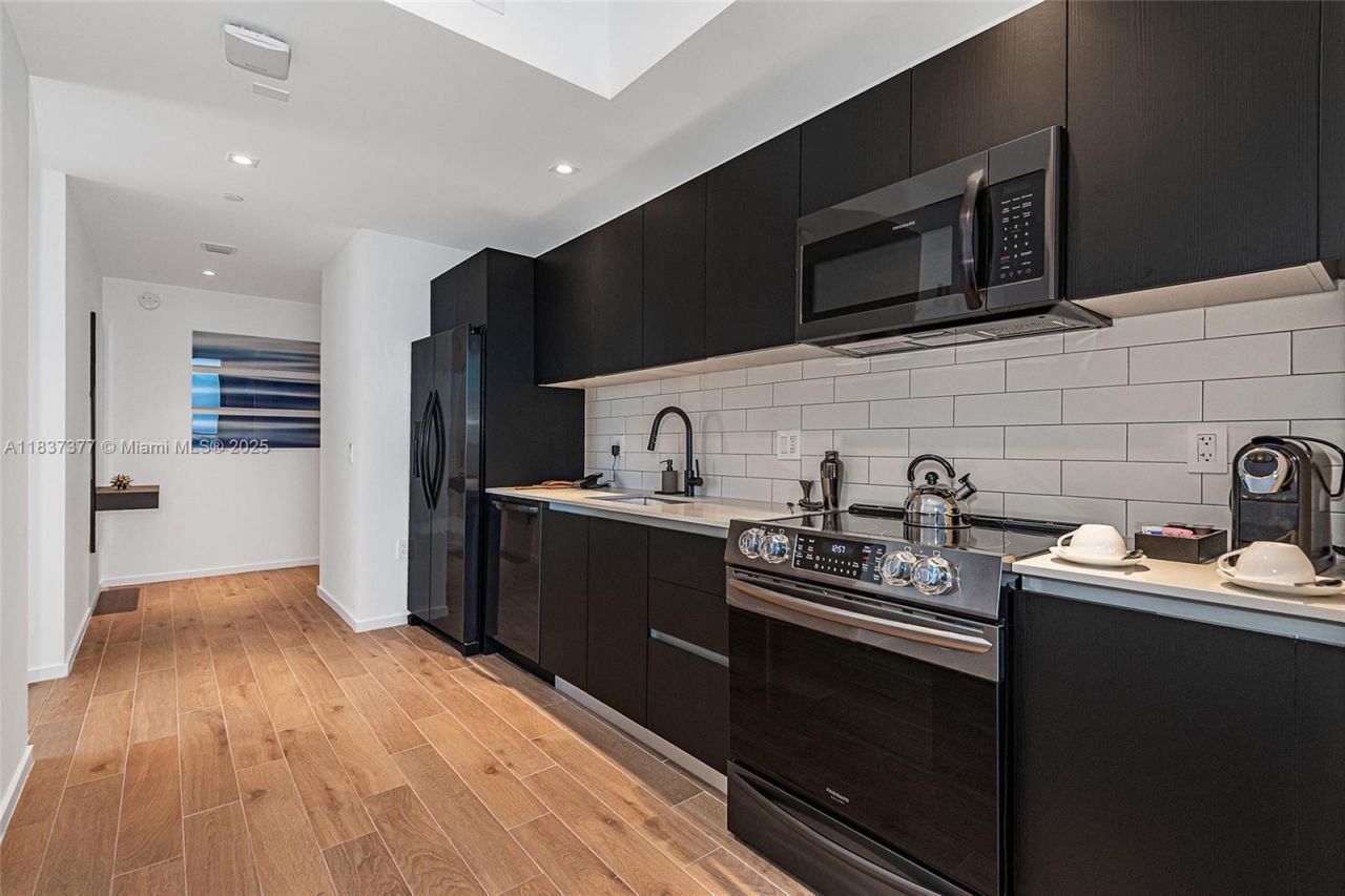 398 NE 5th St, Unit 3711, Miami, FL 33132 Photo