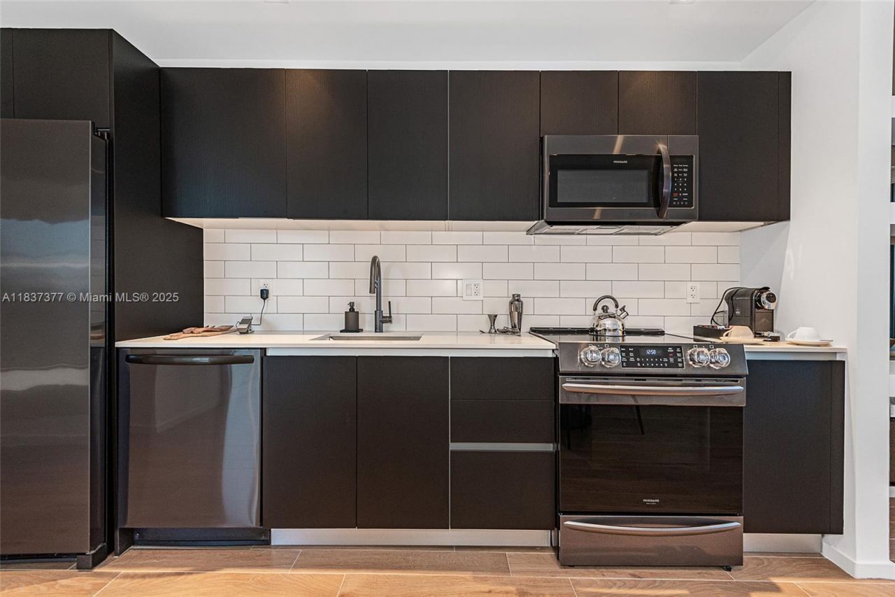 398 NE 5th St, Unit 3711, Miami, FL 33132 Photo