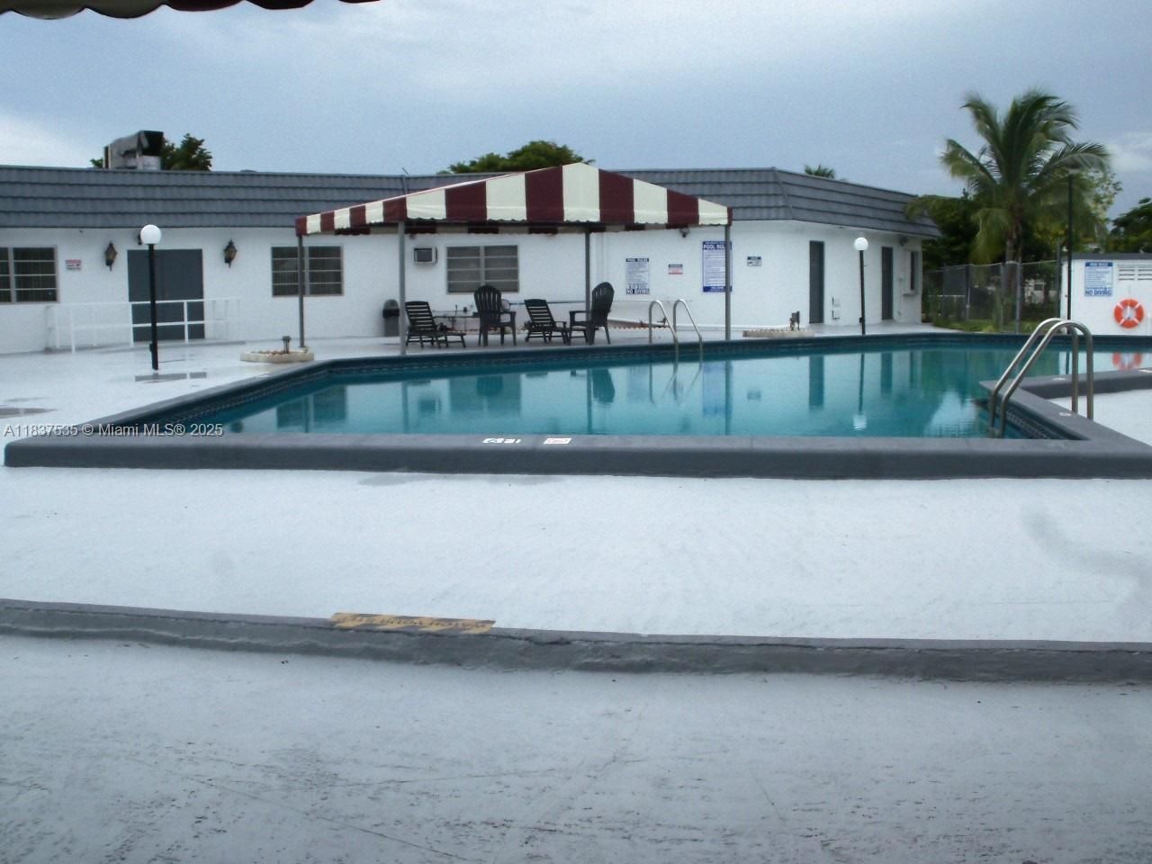 165 NE 203rd Ter, Unit 31, Miami Gardens, FL 33179 Photo