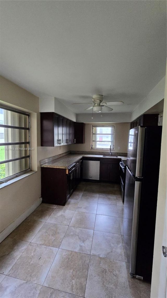 1450 NE 191st St, Unit 106, Miami, FL 33179 Photo