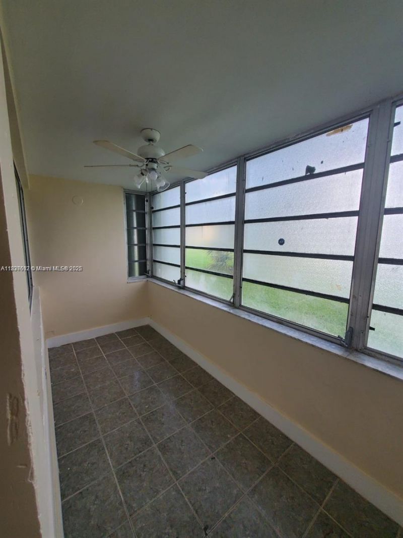1450 NE 191st St, Unit 106, Miami, FL 33179 Photo