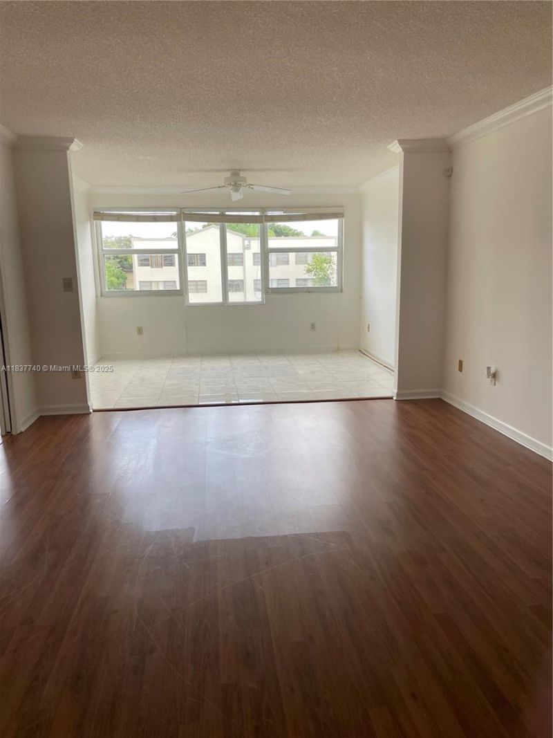 7152 S Devon Dr, Unit 304, Tamarac, FL 33321 Photo