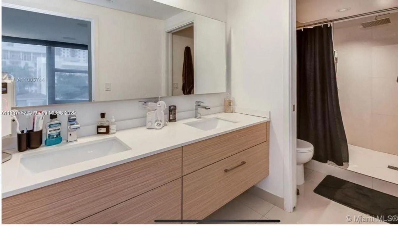 600 NE 27th St, Unit 105, Miami, FL 33137 Photo