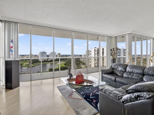 20281 E Country Club Dr, Unit 1801, Aventura, FL 33180