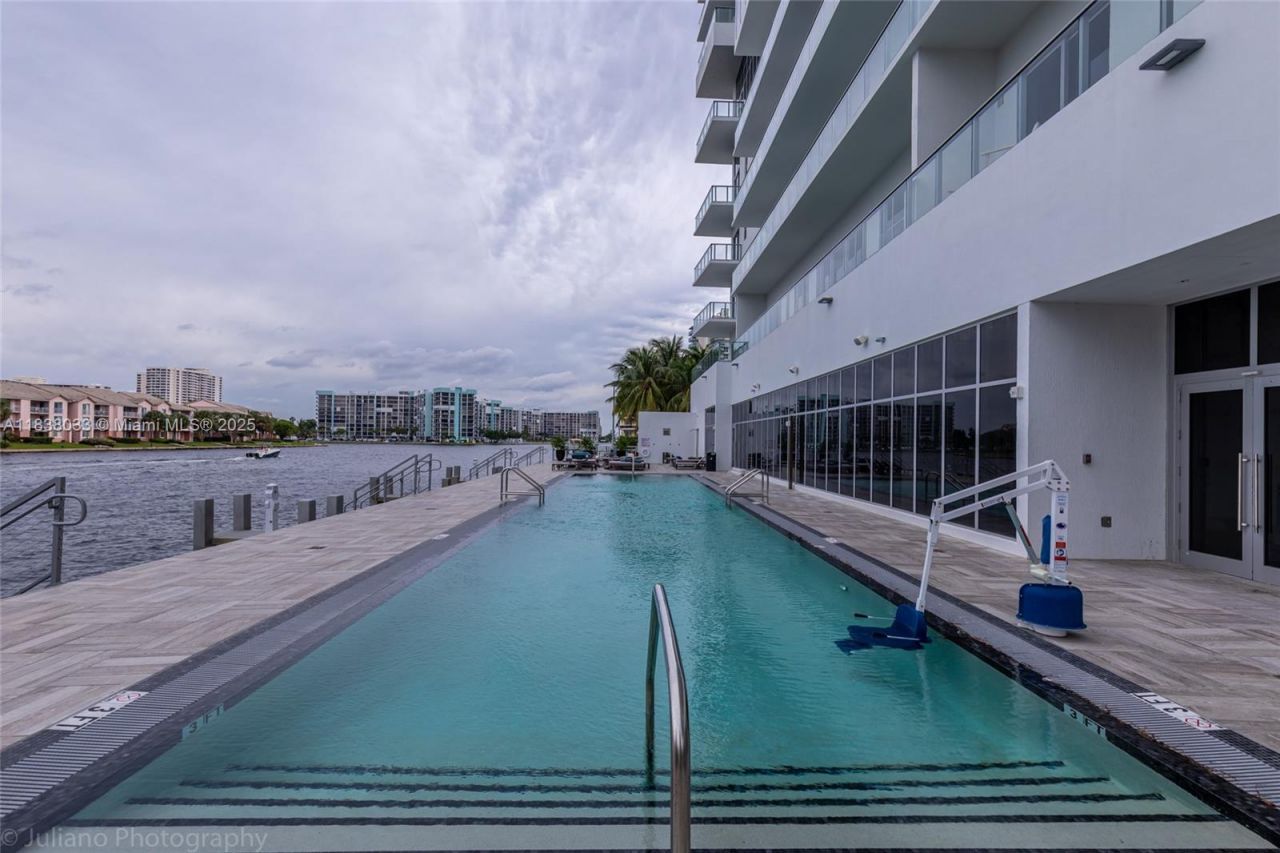 4010 S Ocean Dr, Unit R409, Hollywood, FL 33019 Photo