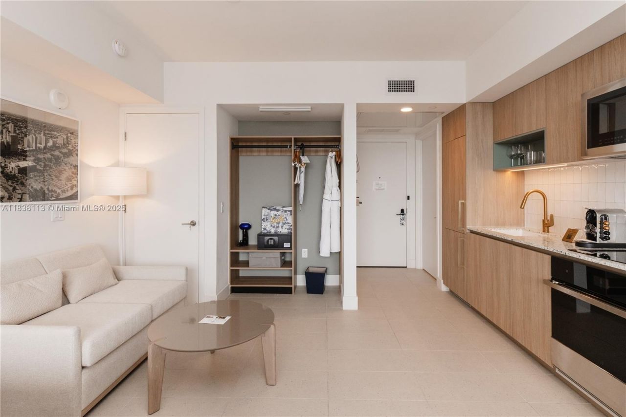 601 NE 1st Ave, Unit 3612, Miami, FL 33132 Photo