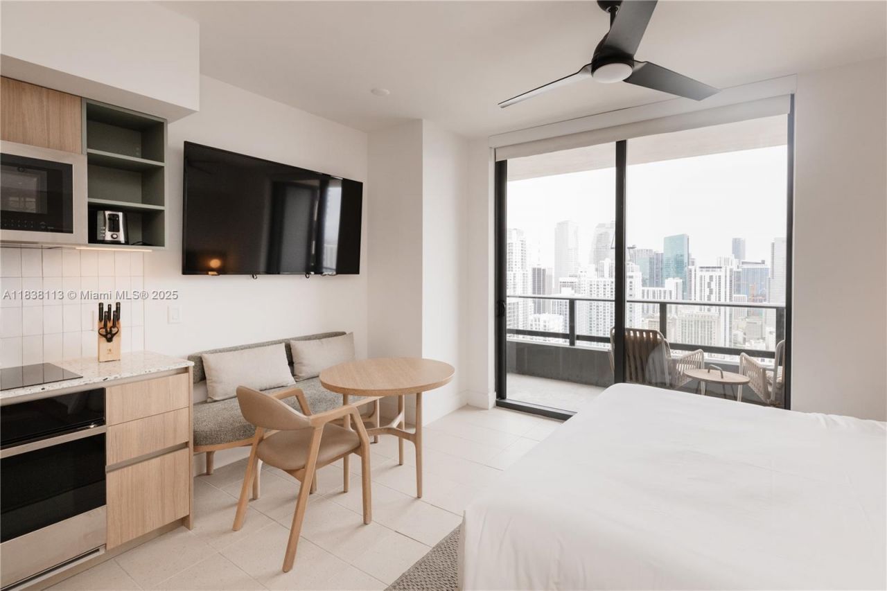 601 NE 1st Ave, Unit 3612, Miami, FL 33132 Photo