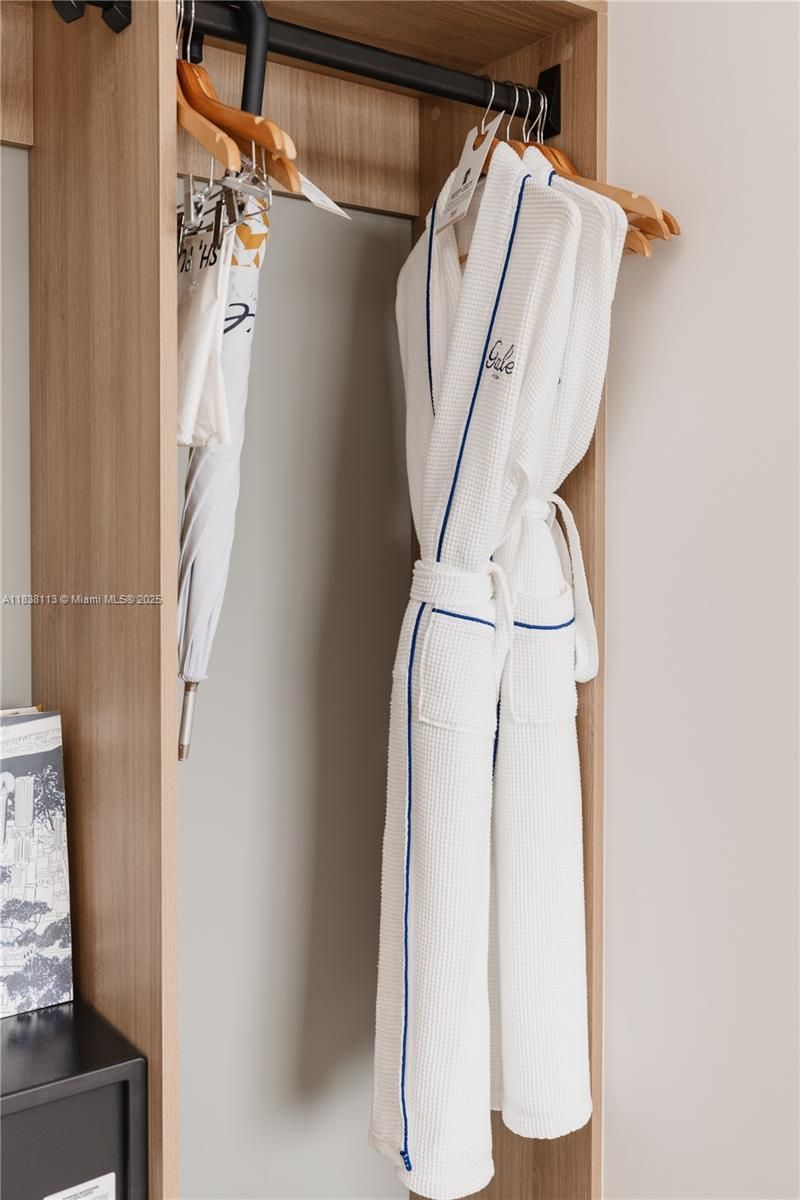 601 NE 1st Ave, Unit 3612, Miami, FL 33132 Photo