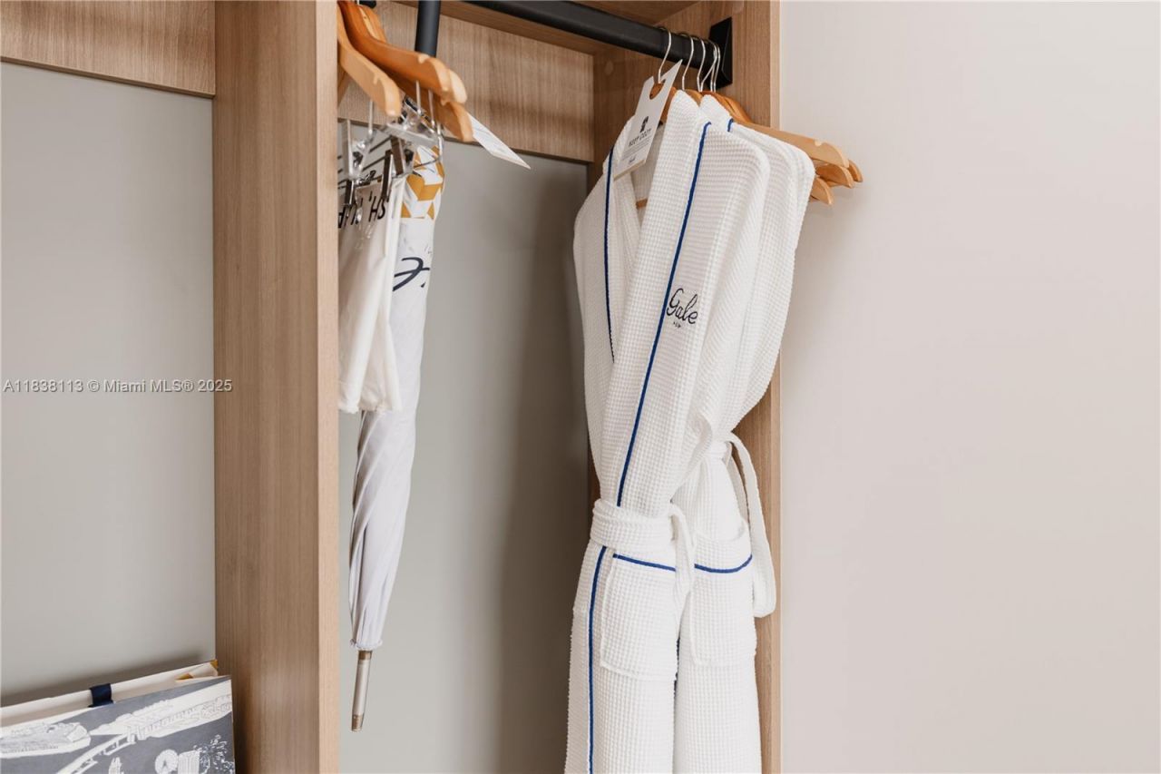 601 NE 1st Ave, Unit 3612, Miami, FL 33132 Photo