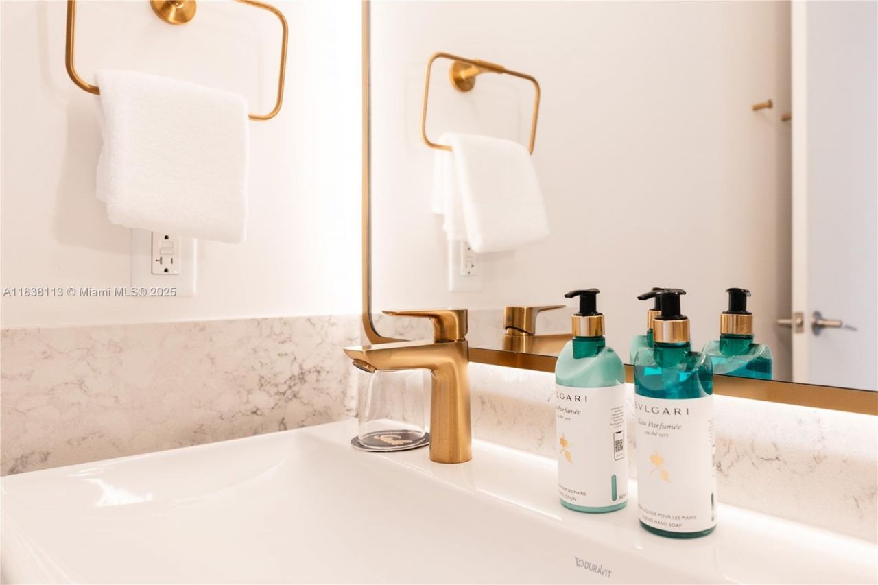 601 NE 1st Ave, Unit 3612, Miami, FL 33132 Photo