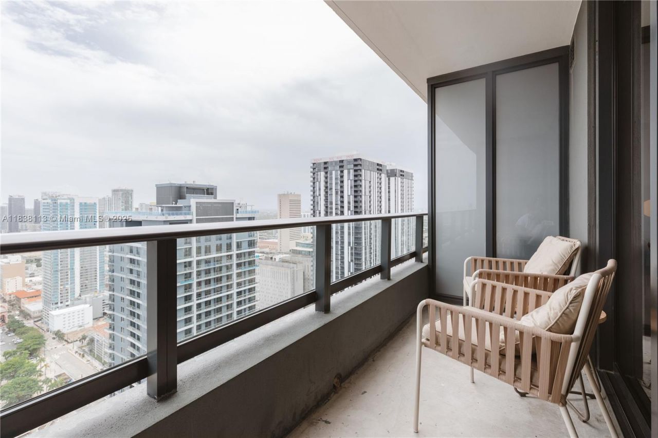 601 NE 1st Ave, Unit 3612, Miami, FL 33132 Photo