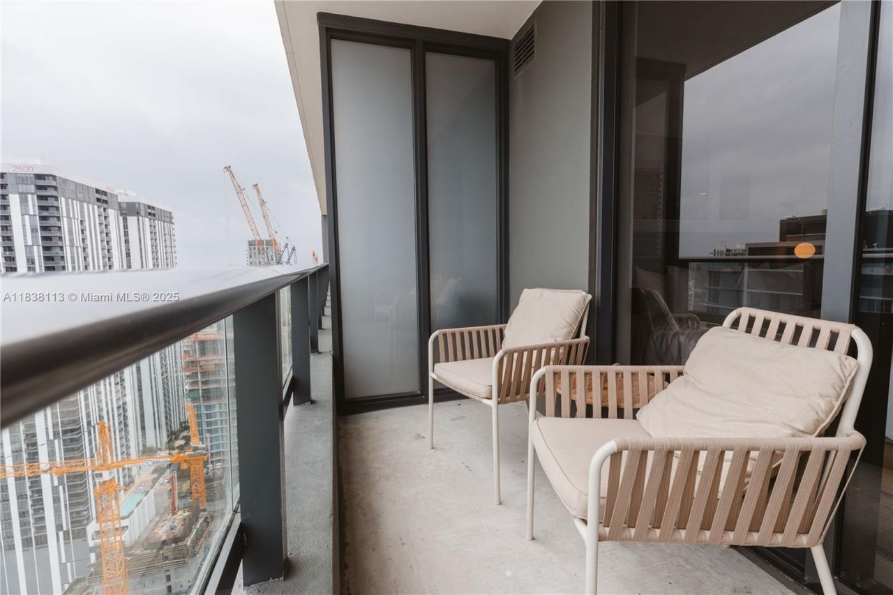 601 NE 1st Ave, Unit 3612, Miami, FL 33132 Photo