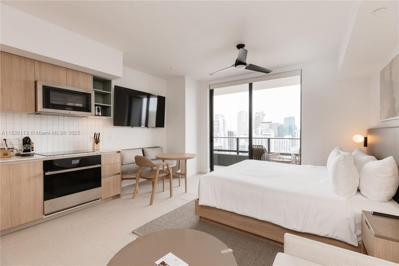 601 NE 1st Ave, Unit 3612, Miami, FL 33132 Photo