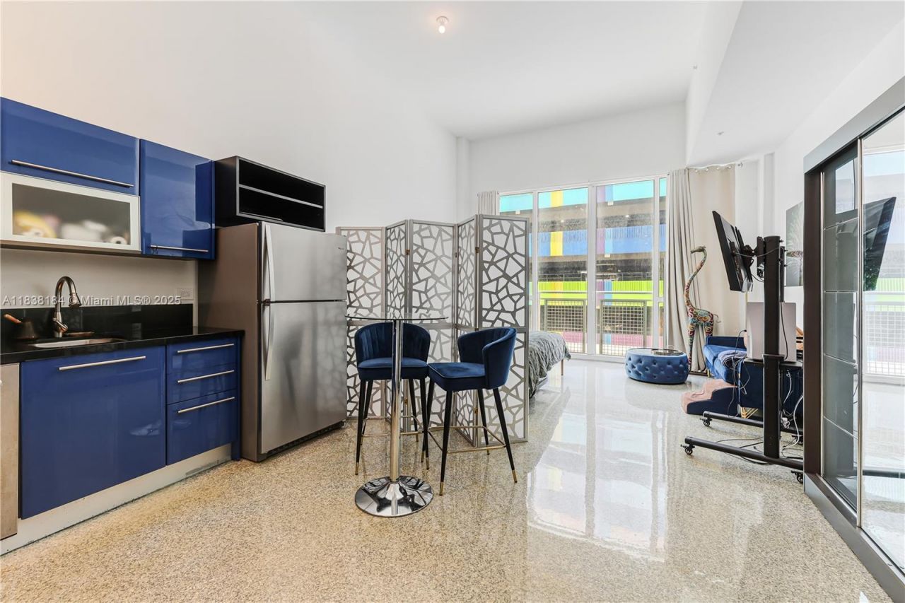 253 NE 2nd St, Unit 213, Miami, FL 33132 Photo