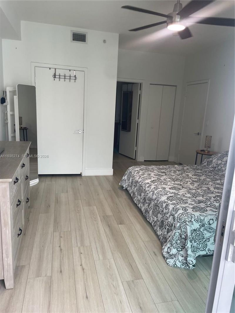 1111 SW 1st Ave, Unit 2823-N, Miami, FL 33130 Photo