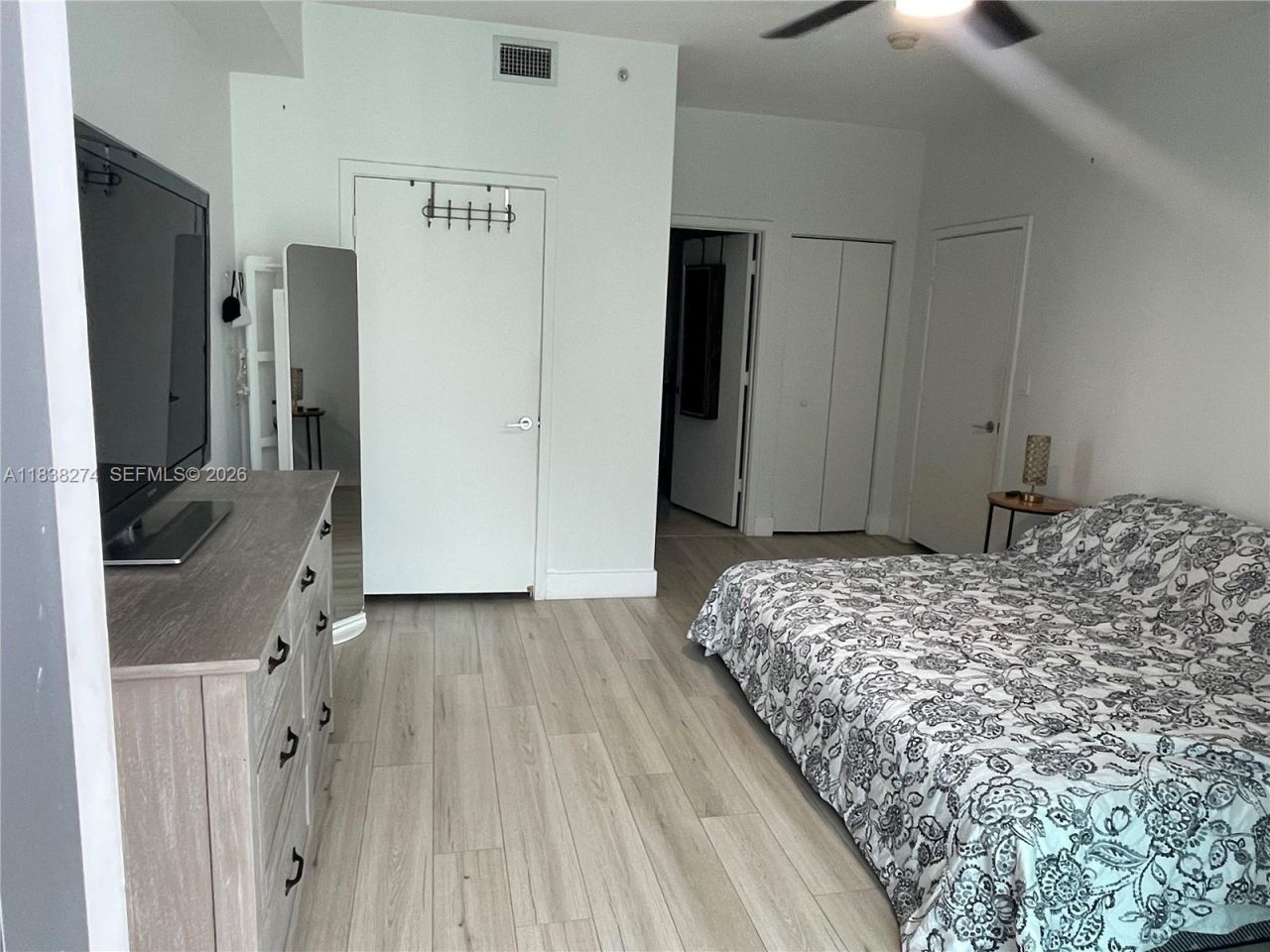 1111 SW 1st Ave, Unit 2823-N, Miami, FL 33130 Photo