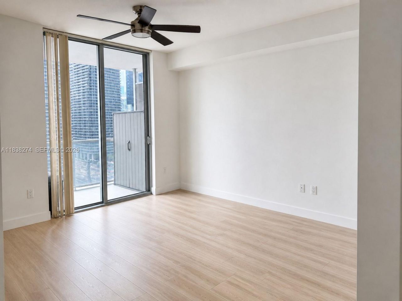 1111 SW 1st Ave, Unit 2823-N, Miami, FL 33130 Photo