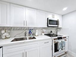 350 Grapetree Dr, Unit 405, Key Biscayne, FL 33149 Photo