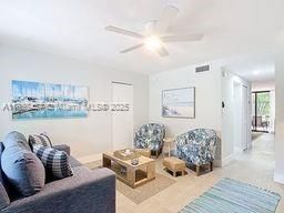 350 Grapetree Dr, Unit 405, Key Biscayne, FL 33149 Photo