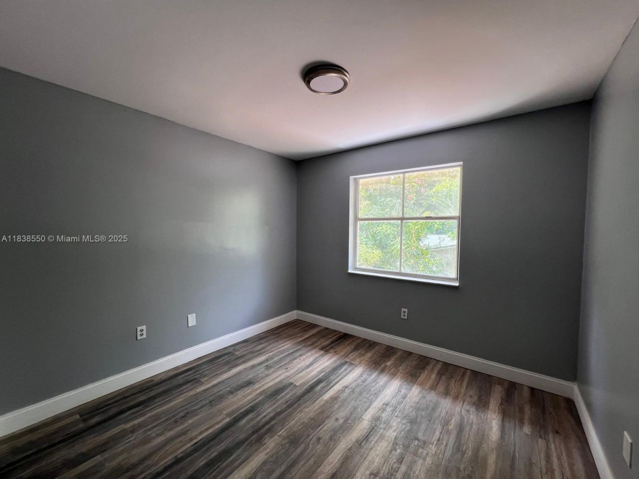 451 NE 136th St, Unit I-101, North Miami, FL 33161 Photo