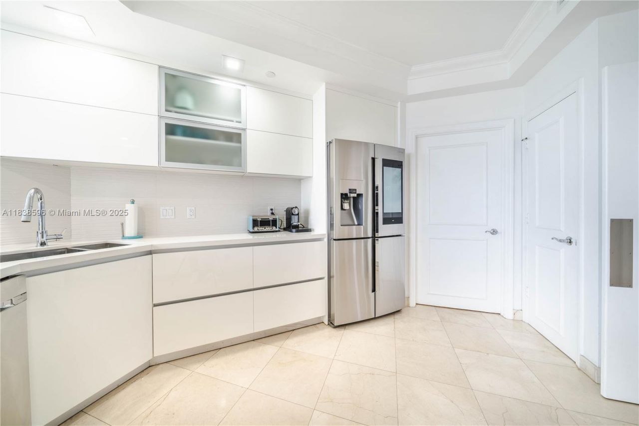 21050 Point Pl, Unit 2601, Aventura, FL 33180 Photo