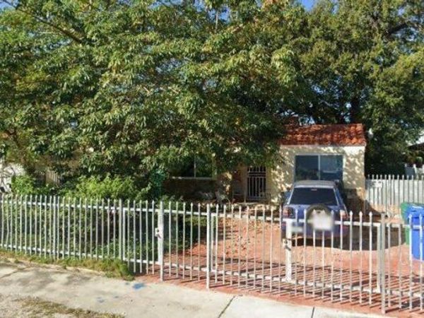 1030 NW 30th Ave, Miami, FL 33125