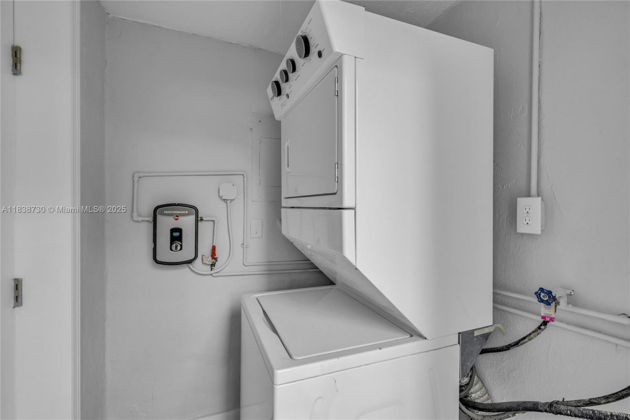 2243 Greene St, Unit A, Hollywood, FL 33020 Photo