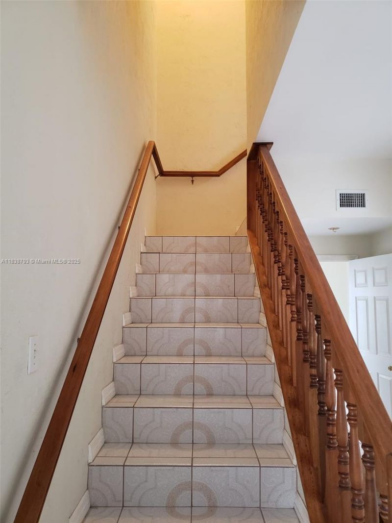 3124 Prairie Ave, Miami Beach, FL 33140 Photo