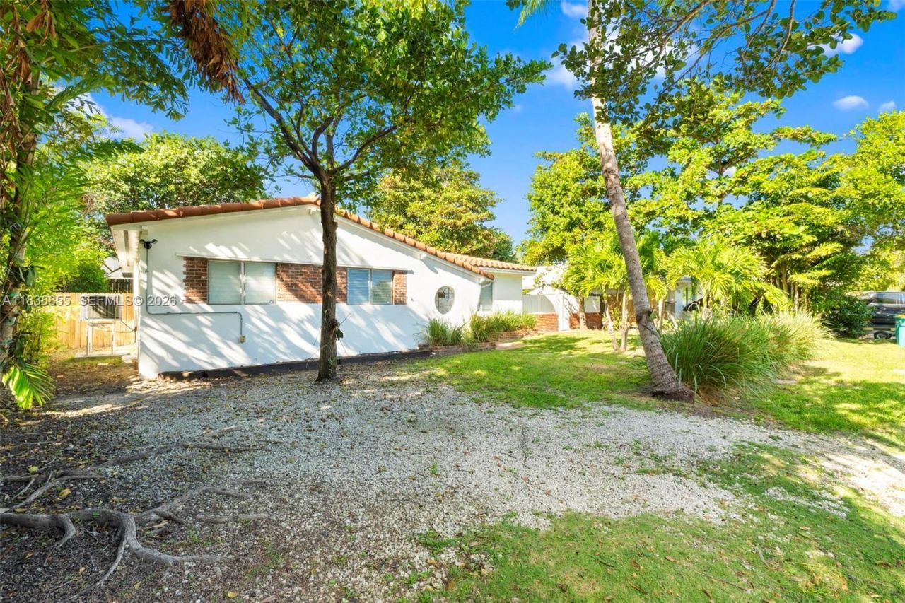 738 Fernwood Rd, Key Biscayne, FL 33149 Photo
