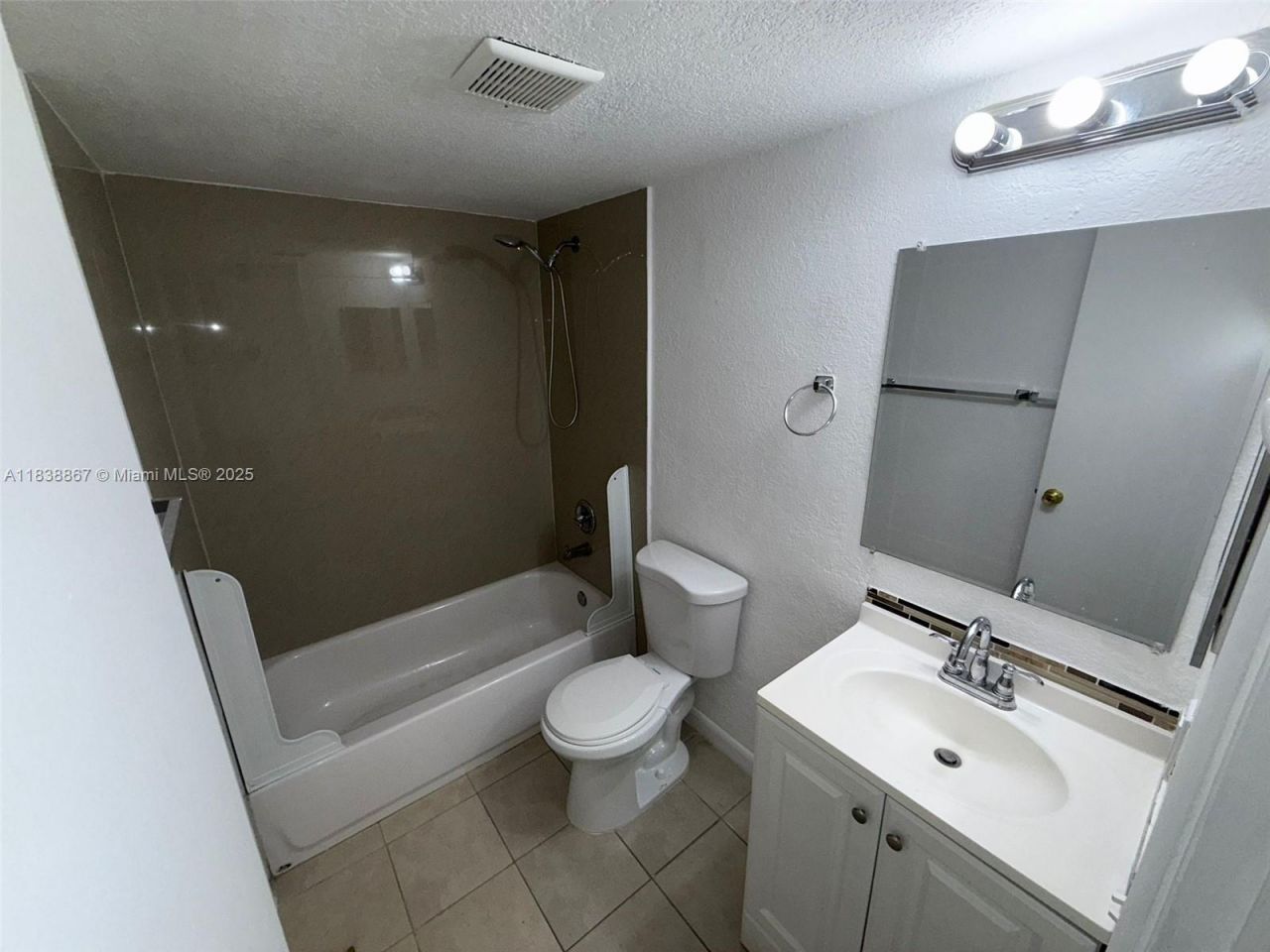 8560 N Sherman Cir, Unit 105, Miramar, FL 33025 Photo