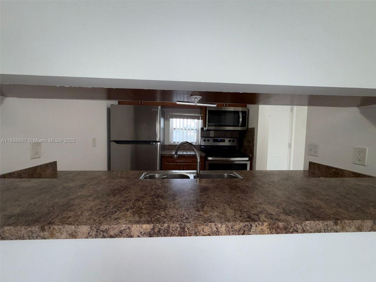 8560 N Sherman Cir, Unit 105, Miramar, FL 33025 Photo
