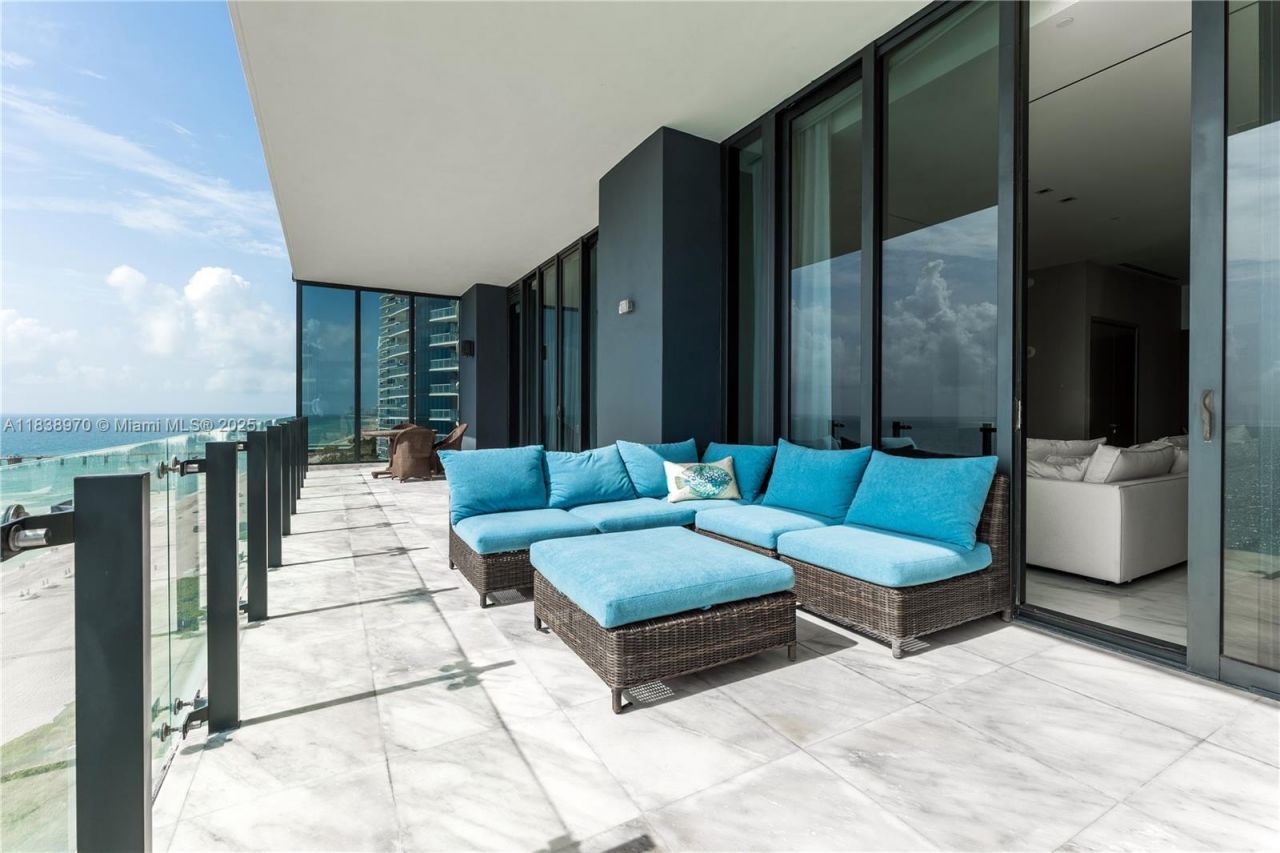 17141 Collins Ave, Unit 1001, Sunny Isles Beach, FL 33160 Photo