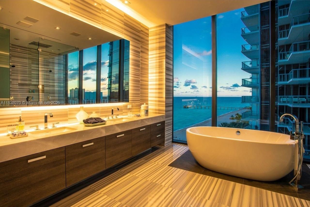 17141 Collins Ave, Unit 1001, Sunny Isles Beach, FL 33160 Photo