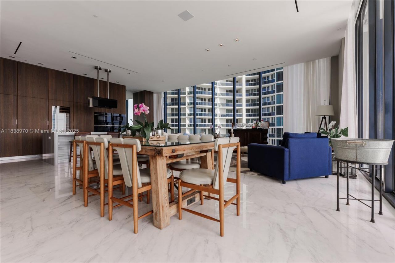 17141 Collins Ave, Unit 1001, Sunny Isles Beach, FL 33160 Photo