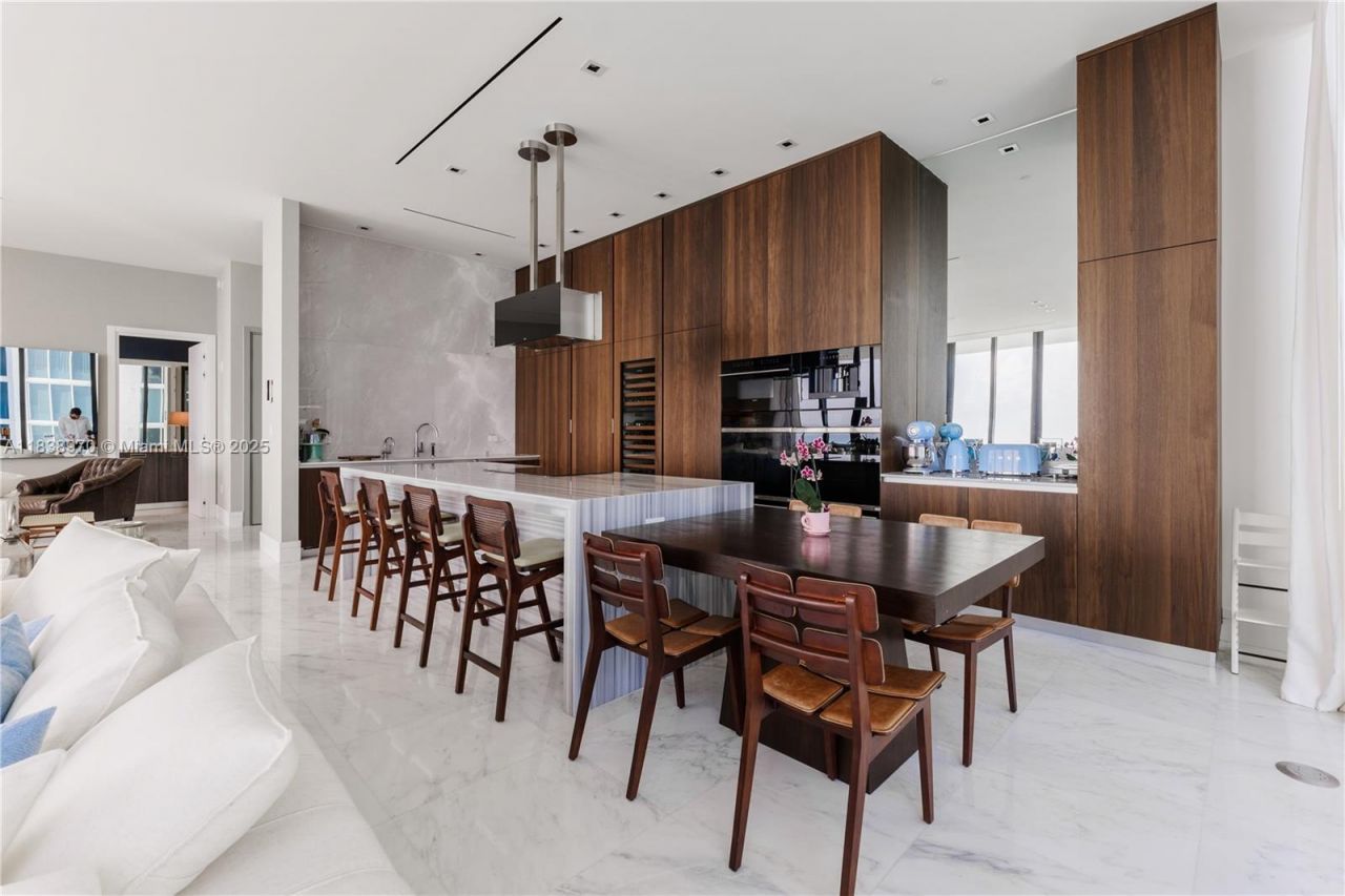 17141 Collins Ave, Unit 1001, Sunny Isles Beach, FL 33160 Photo