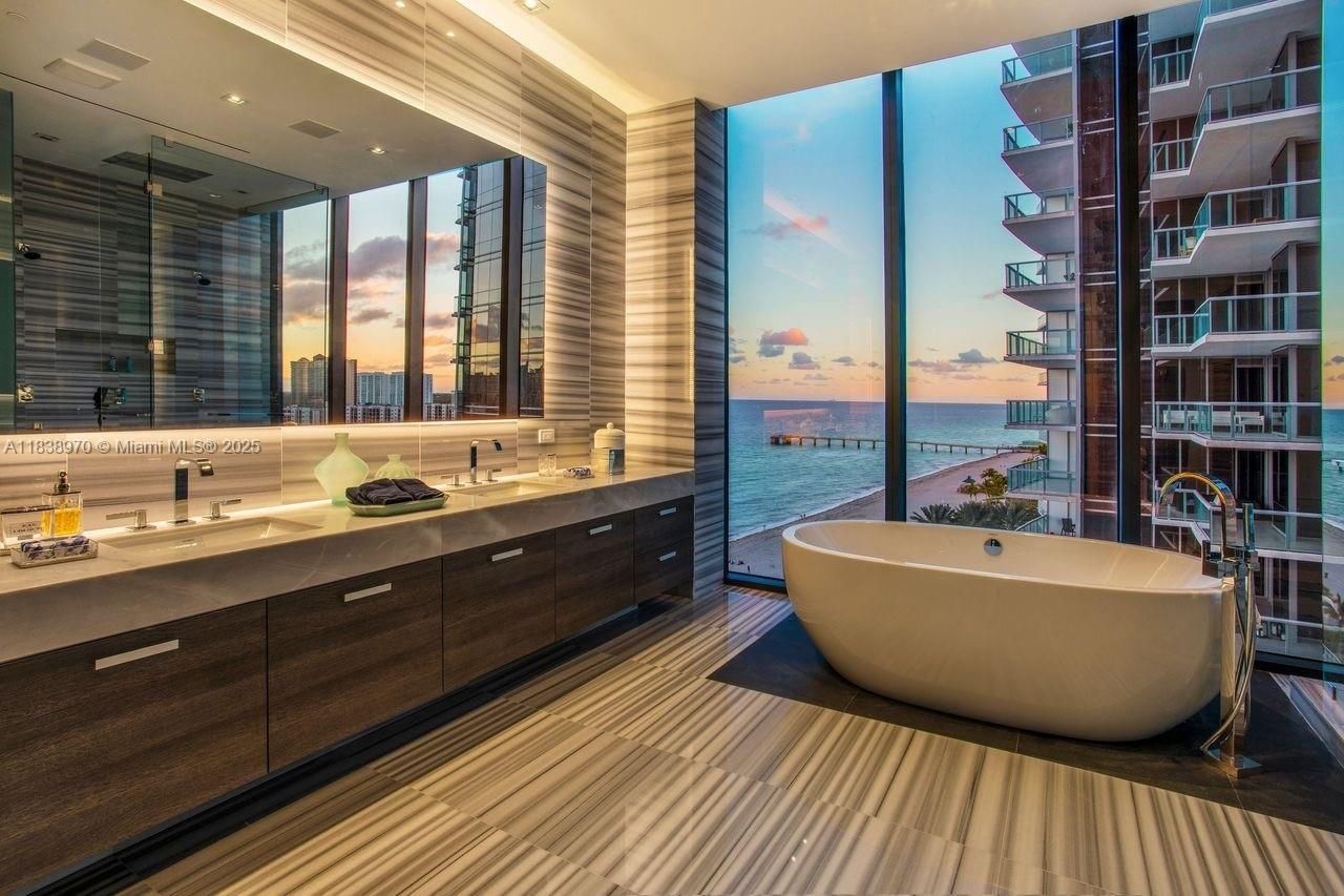 17141 Collins Ave, Unit 1001, Sunny Isles Beach, FL 33160 Photo