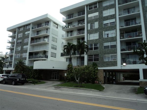 1050 93rd St, Unit 6F, Bay Harbor Islands, FL 33154