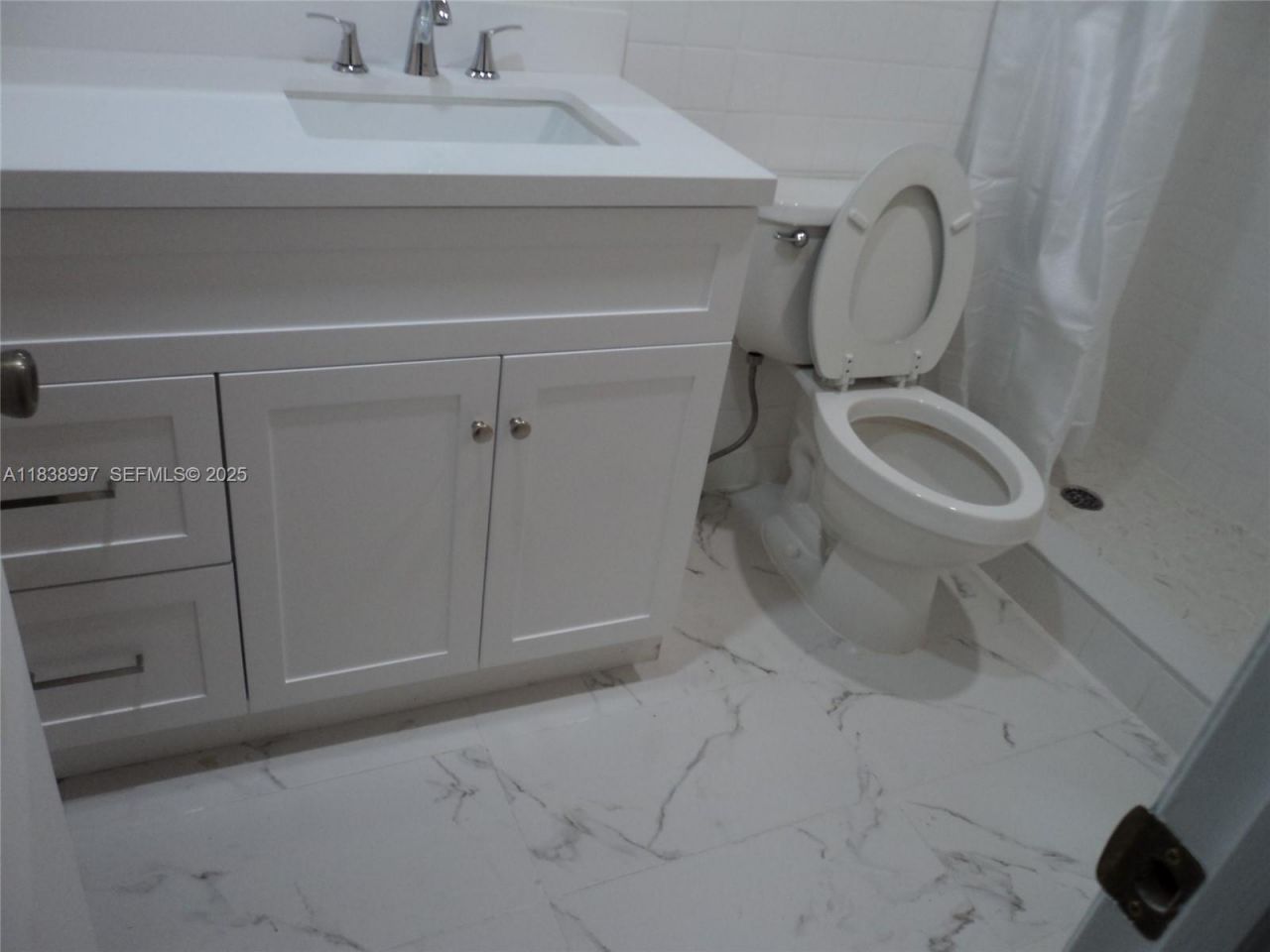 1050 93rd St, Unit 6F, Bay Harbor Islands, FL 33154 Photo