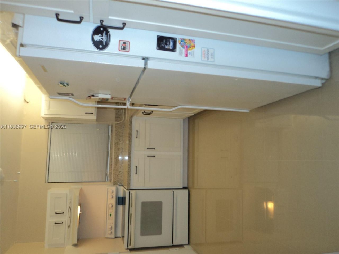 1050 93rd St, Unit 6F, Bay Harbor Islands, FL 33154 Photo